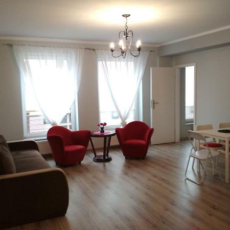 شقة بوزنان  في Apartament Bj المظهر الخارجي الصورة